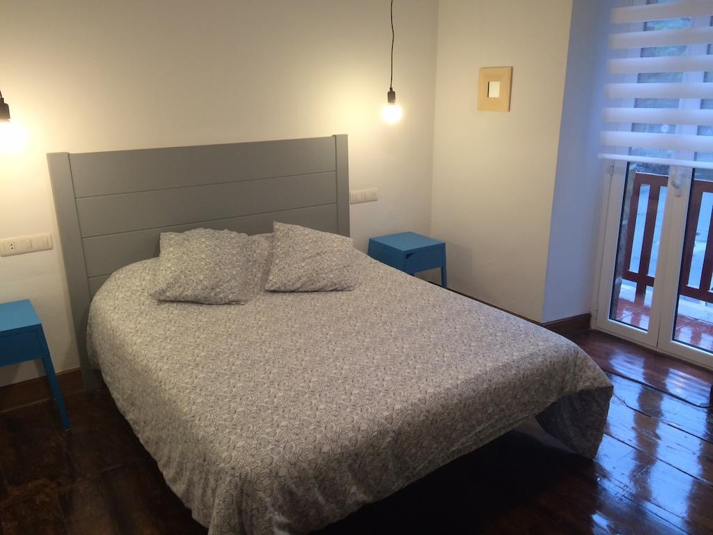 Hostal Auzoa Bera  Zewnętrze zdjęcie